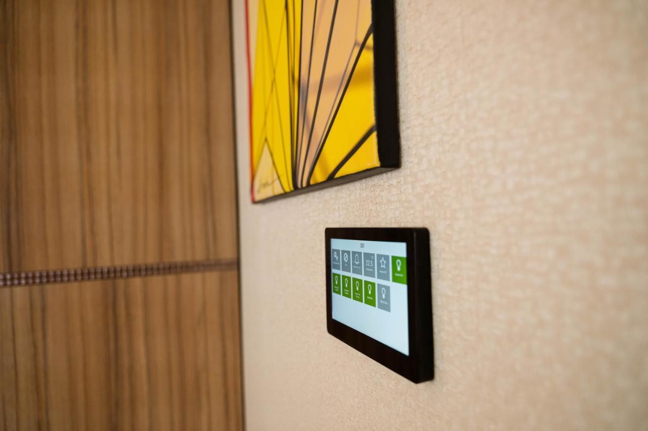 Ramada By Wyndham Ramnicu Valcea Hotell Eksteriør bilde